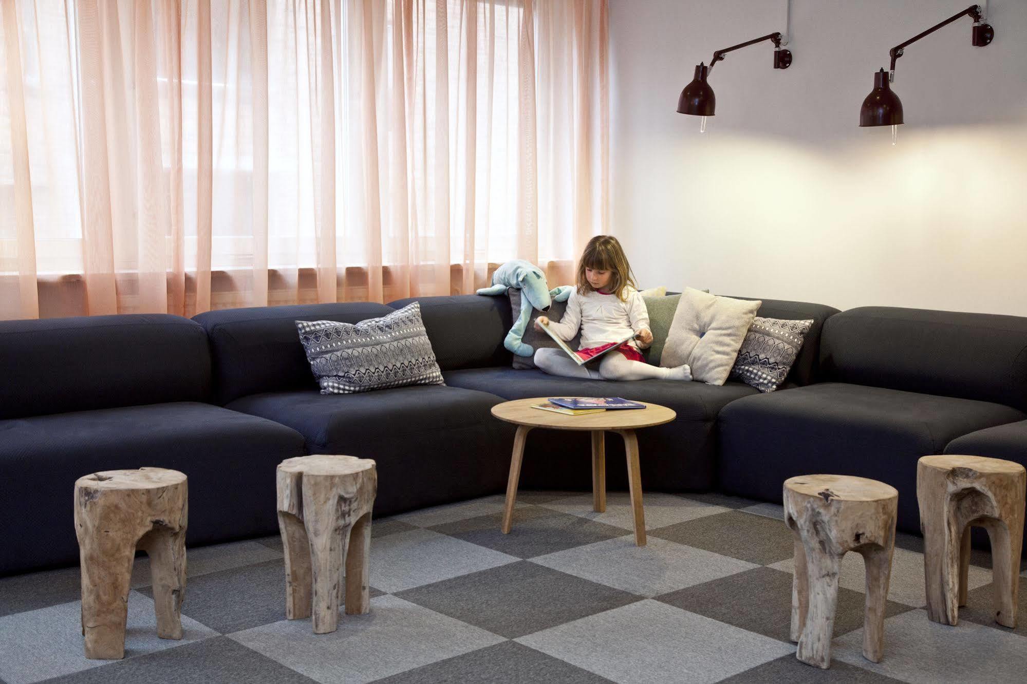 Stf Malmoe City Hostel & Hotel ภายนอก รูปภาพ